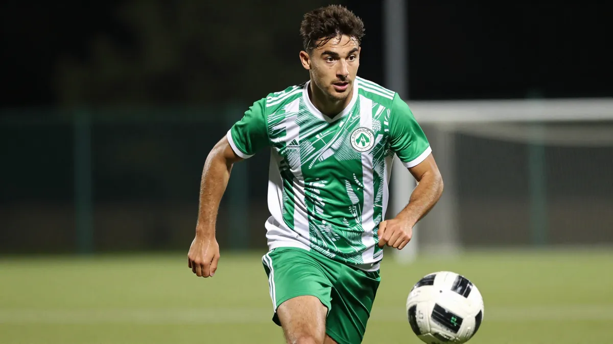 Saints host Haverfordwest in season’s first Park Hall clash